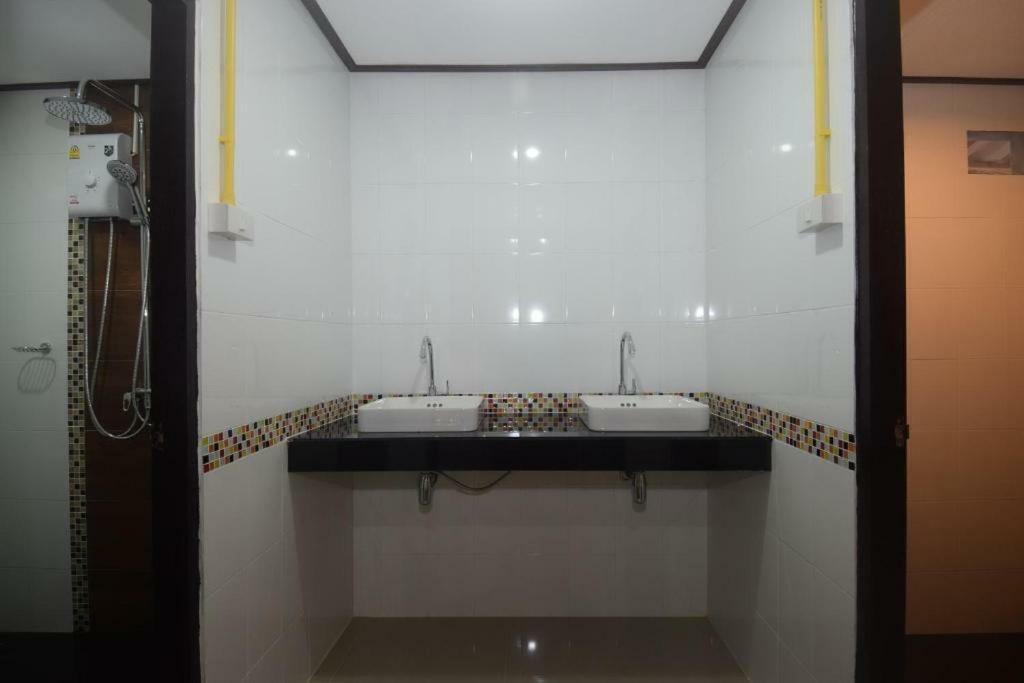 Hotel Laila​ Place Ko Lanta Zewnętrze zdjęcie